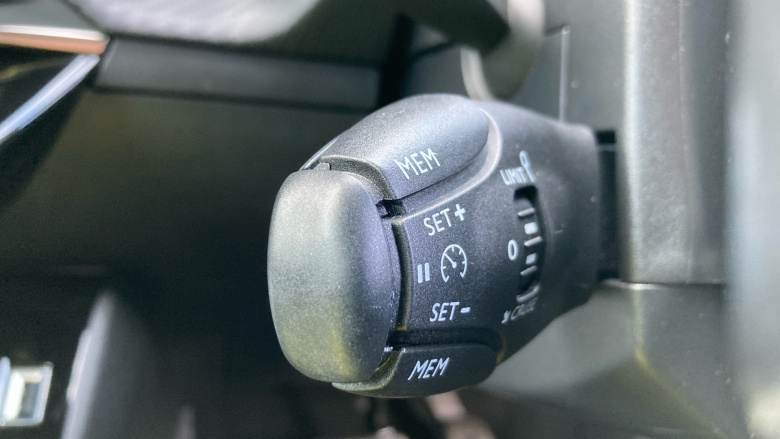 Peugeot 2008 100kW GT 50kWh 5dr Auto Electric Estate